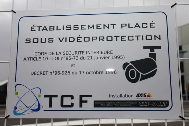 etablissement-place-sous-videosurveillance